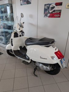 Vespa GTS 300 Super (2008 – 16)